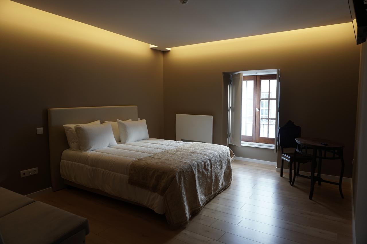 Feira Hostel & Suites Santa Maria da Feira Extérieur photo